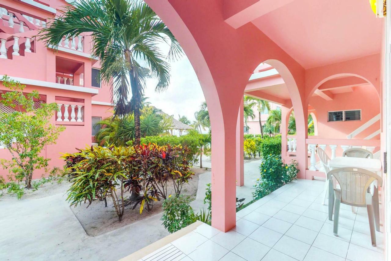 Seaview - Caribe Island Apartment San Pedro  Bagian luar foto